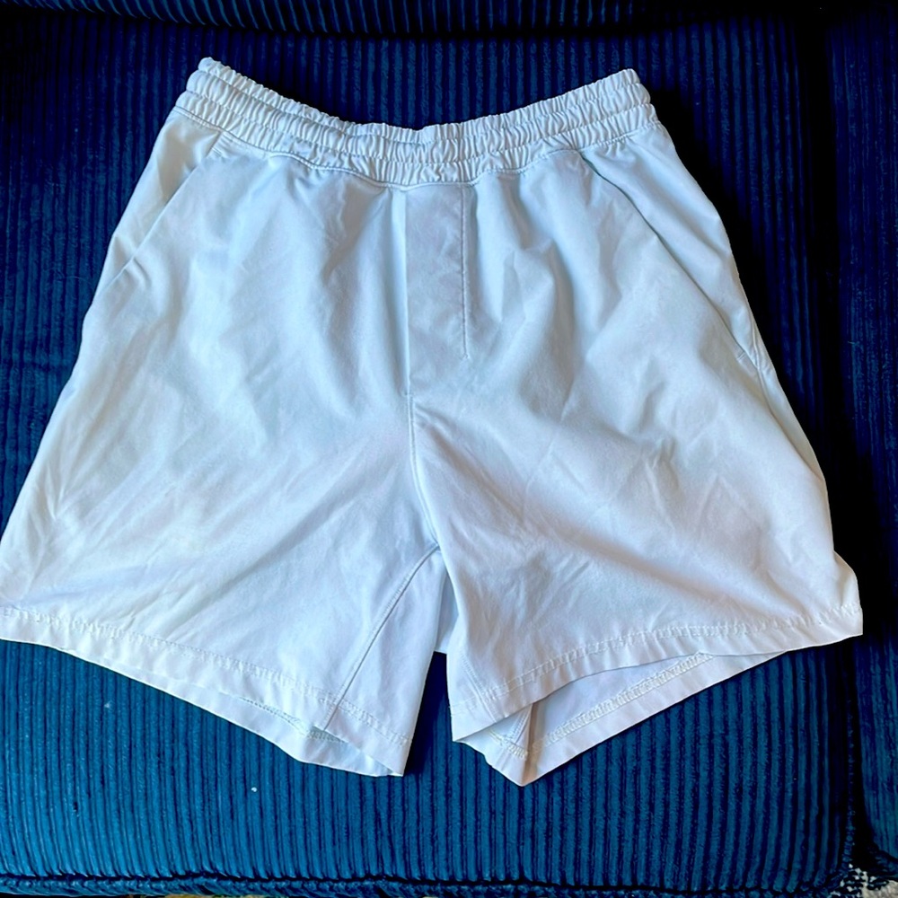 Men’s small 5 inch inseam lined pace breaker lululemon shorts. Good condition.